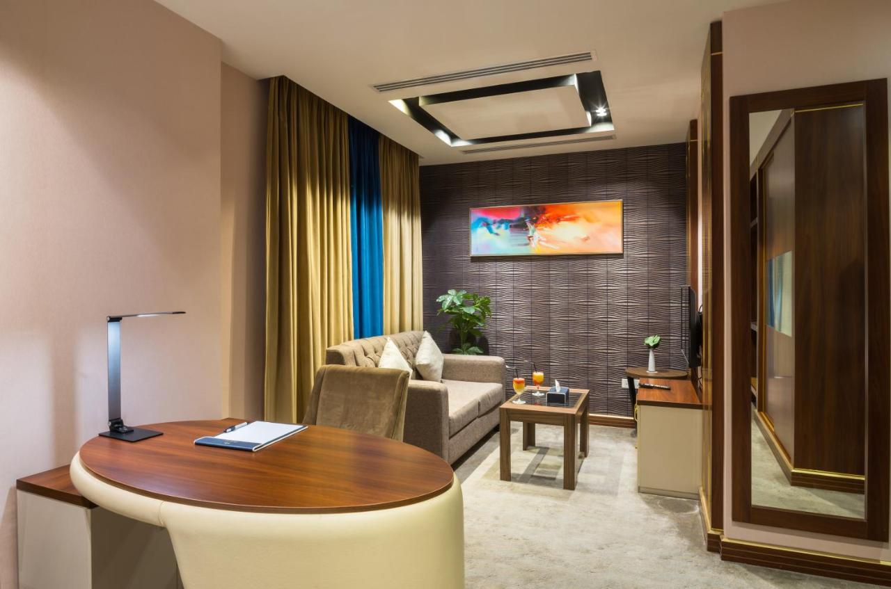 Al Malqa Elite Hotel ริยาดห์ ภายนอก รูปภาพ